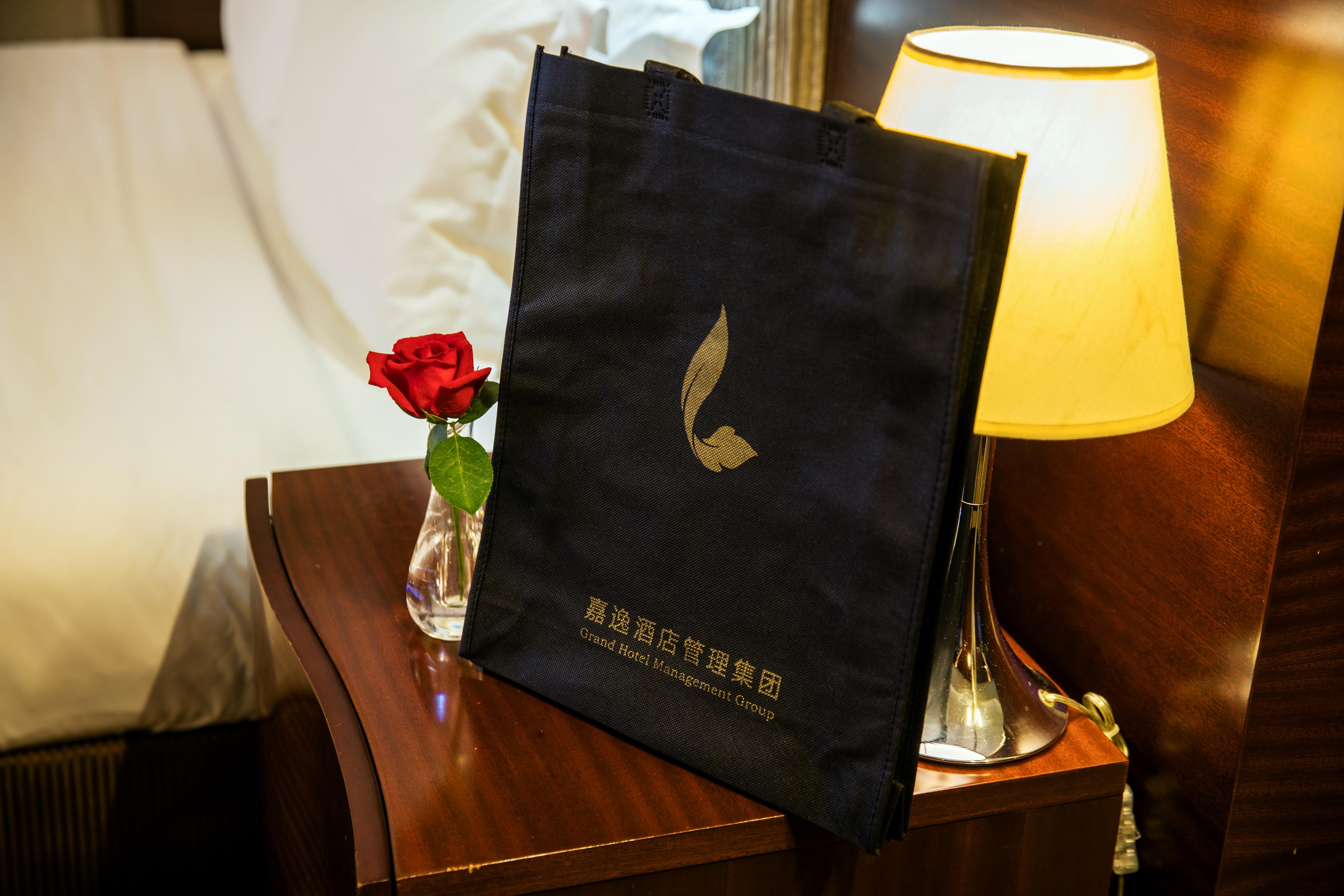 Leeden Hotel Chengdu Esterno foto